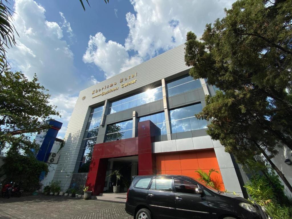 Kharisma Hotel Madiun Dış mekan fotoğraf