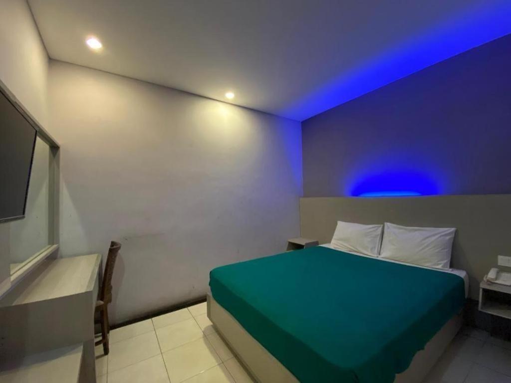 Kharisma Hotel Madiun Dış mekan fotoğraf