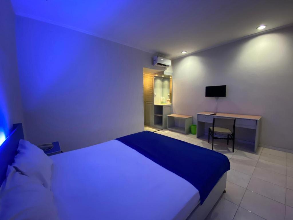 Kharisma Hotel Madiun Dış mekan fotoğraf
