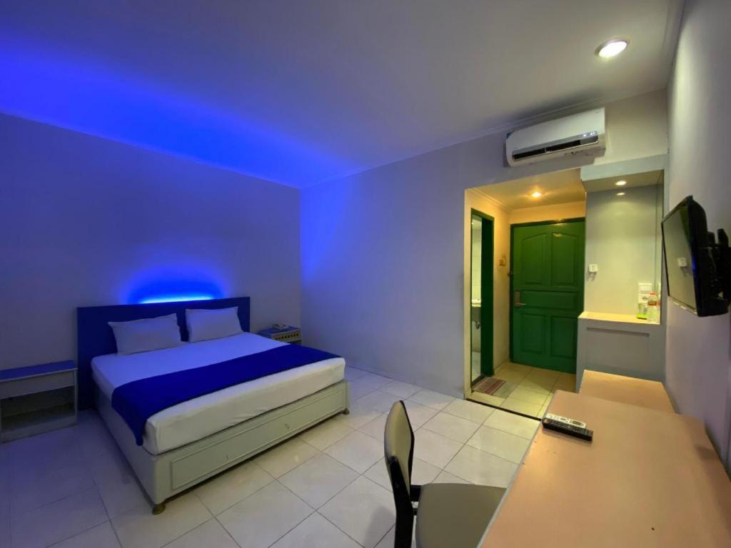 Kharisma Hotel Madiun Dış mekan fotoğraf
