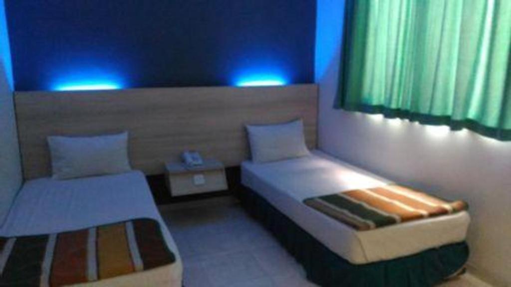 Kharisma Hotel Madiun Dış mekan fotoğraf
