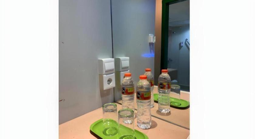 Kharisma Hotel Madiun Dış mekan fotoğraf