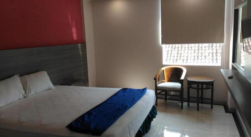 Kharisma Hotel Madiun Dış mekan fotoğraf
